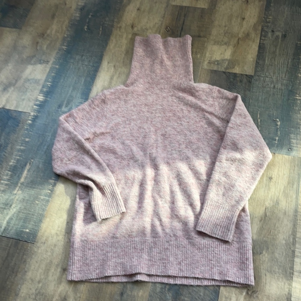 The group by babaton sweater NWOT